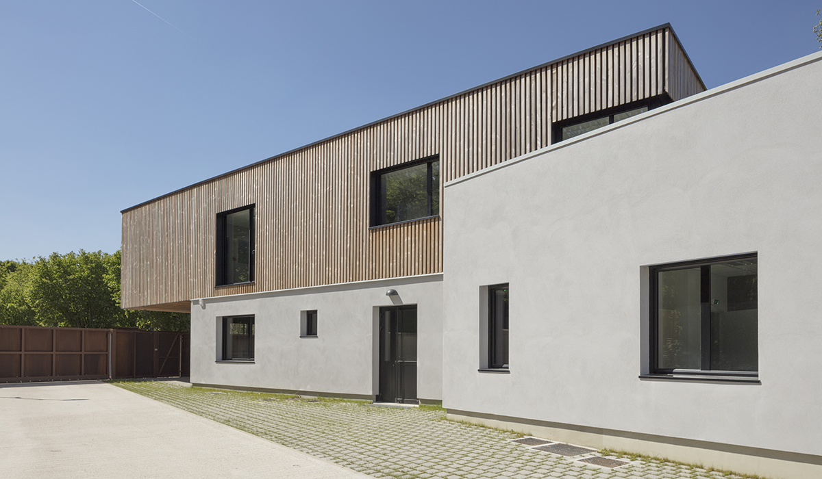 alu architectes 5d6ba7fbefb4ab42499a2461ffaadcbd597a2bab37330e3e537ae2398811b17e1aee0e542aa3bbf983b71c6b2b20b8e15b92e87fa150628e73309d209080600b